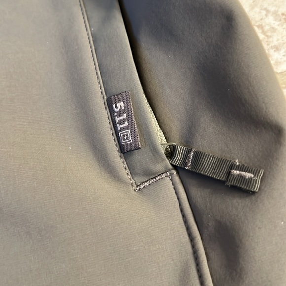 5.11 Tactical Nevada Soft Shell Jacket Army Green Size Small - Picture 6 of 7